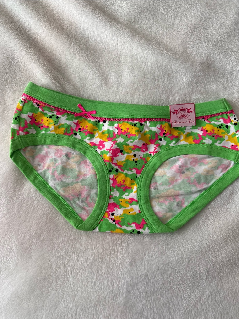 Women’s Green Multicolor Camo hipsters